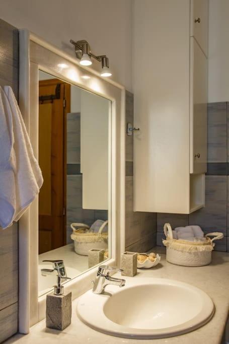 Dp Homes Paros Angairiá 外观 照片